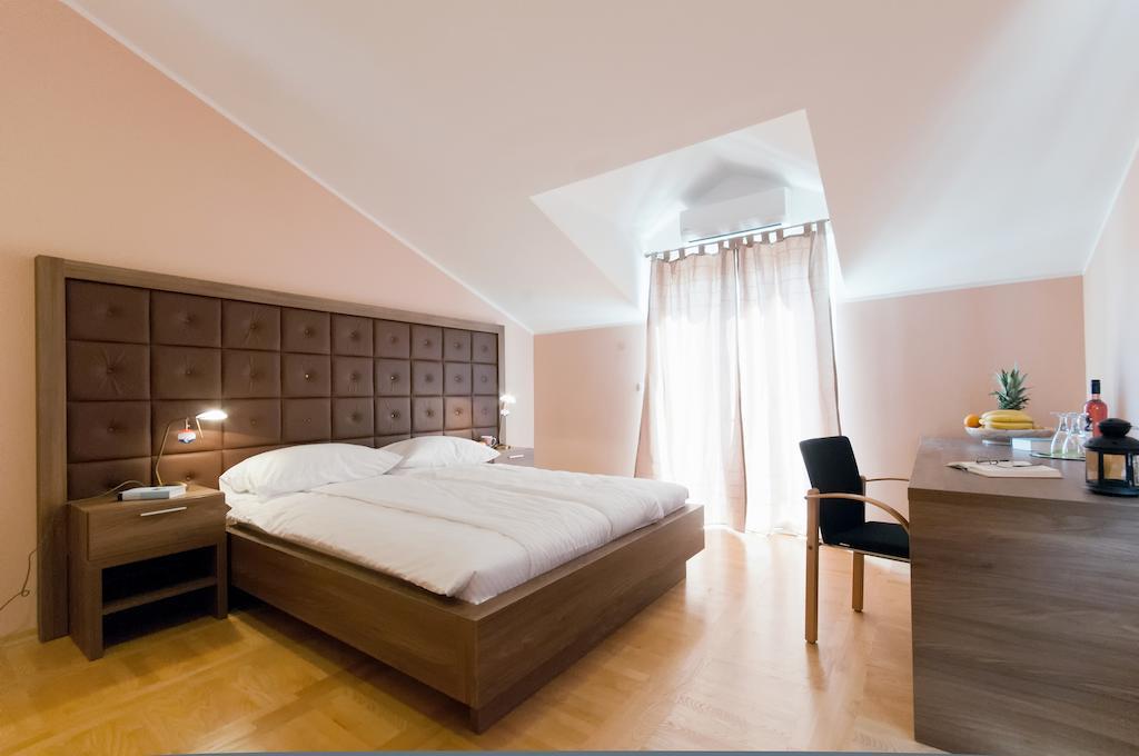 Apartments Mirjana Zadar Oda fotoğraf